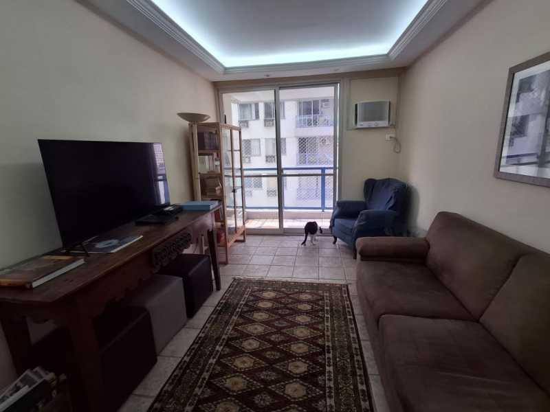 Flat/Apart Hotel à venda com 2 quartos, 72m² - Foto 2