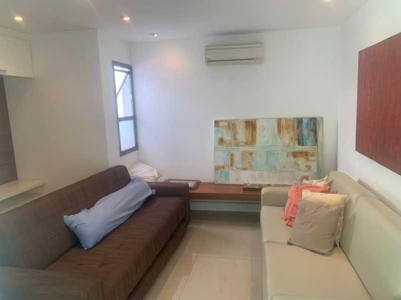 Cobertura à venda com 2 quartos, 124m² - Foto 9