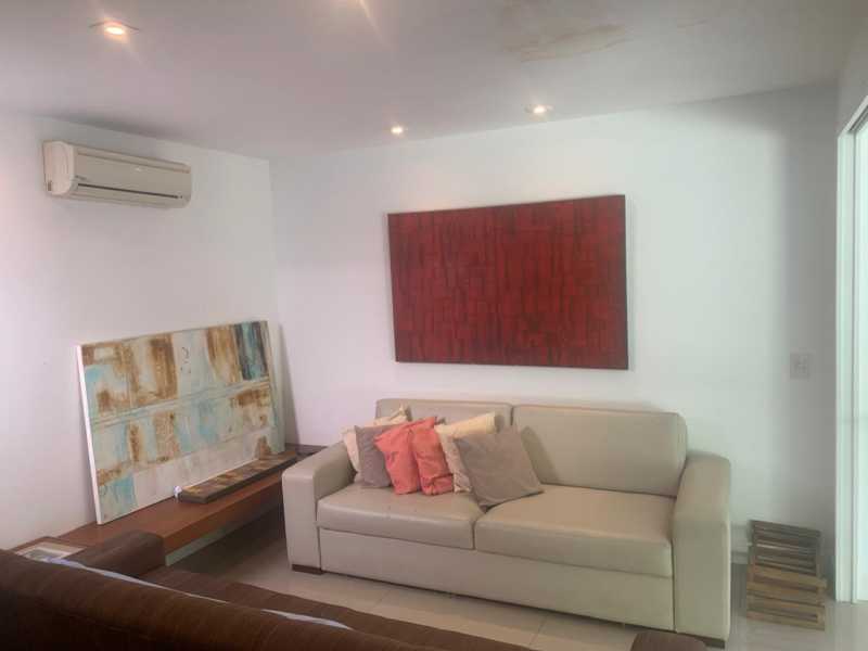 Cobertura à venda com 2 quartos, 124m² - Foto 12