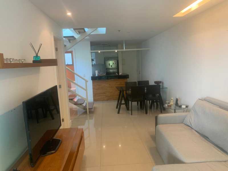 Cobertura à venda com 2 quartos, 124m² - Foto 17