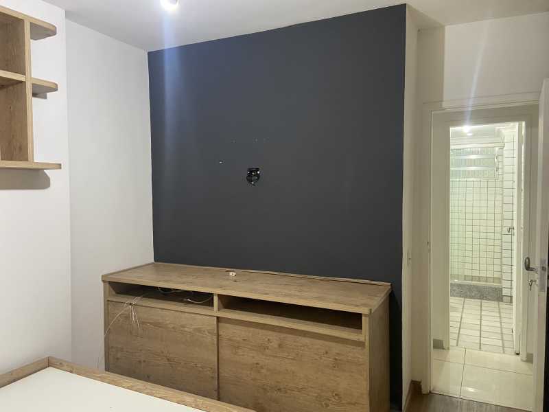 Apartamento para alugar com 3 quartos, 125m² - Foto 16