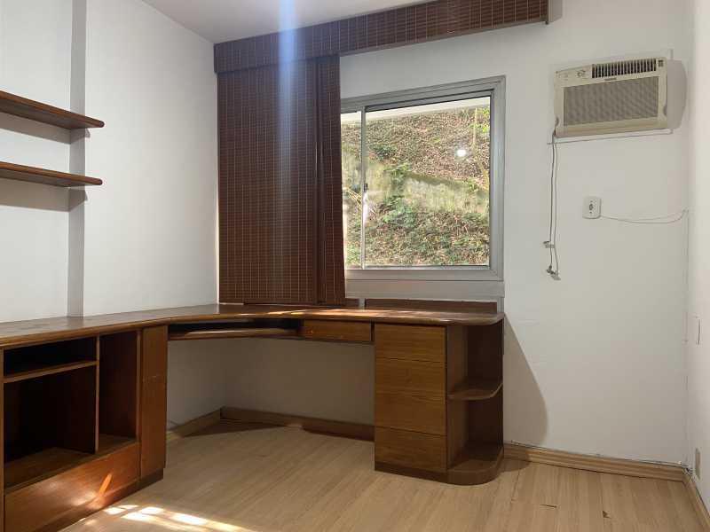 Apartamento para alugar com 3 quartos, 125m² - Foto 18