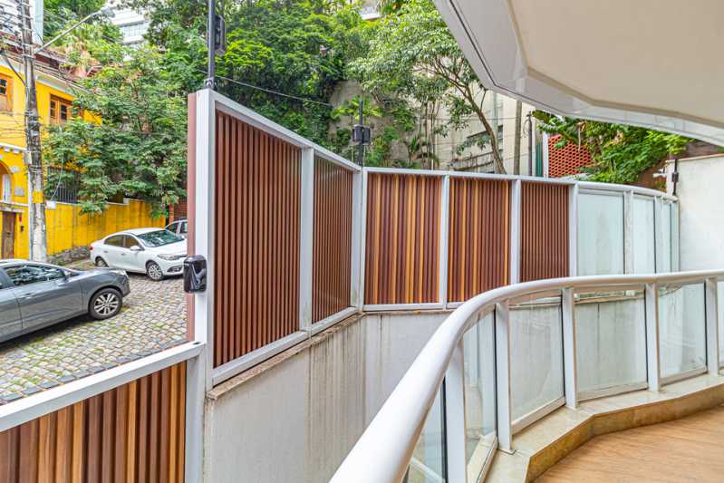 Apartamento à venda com 3 quartos, 109m² - Foto 4