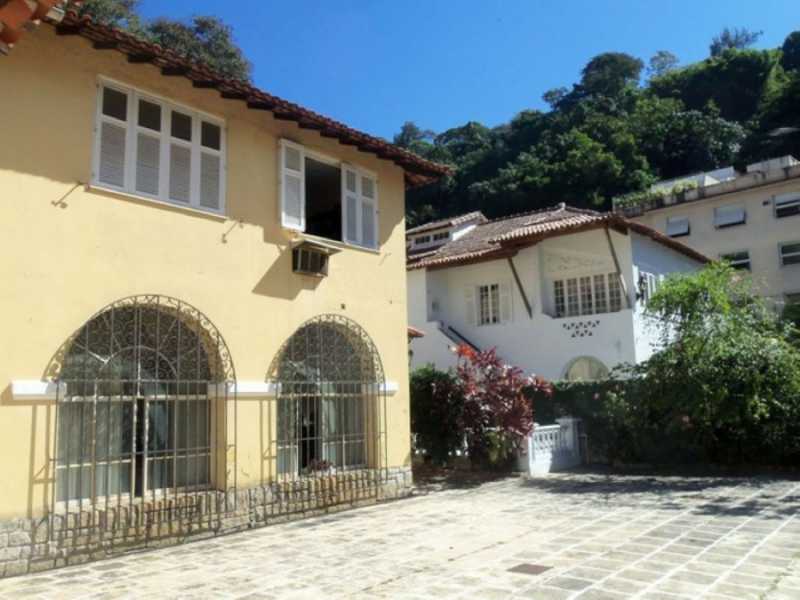 Casa Comercial à venda com 6 quartos, 950m² - Foto 3