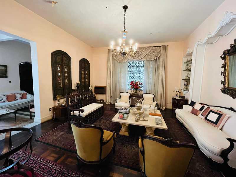 Casa Comercial à venda com 6 quartos, 950m² - Foto 5
