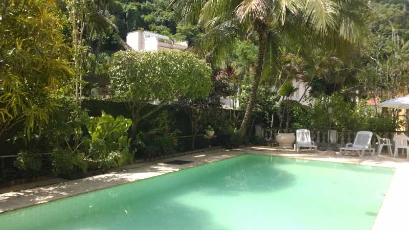 Casa Comercial à venda com 6 quartos, 950m² - Foto 7