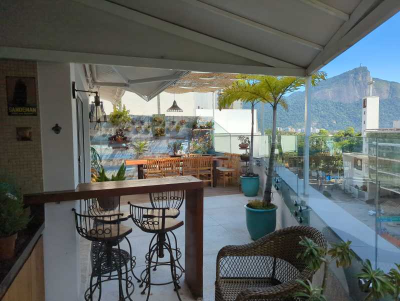 Cobertura à venda com 4 quartos, 208m² - Foto 3