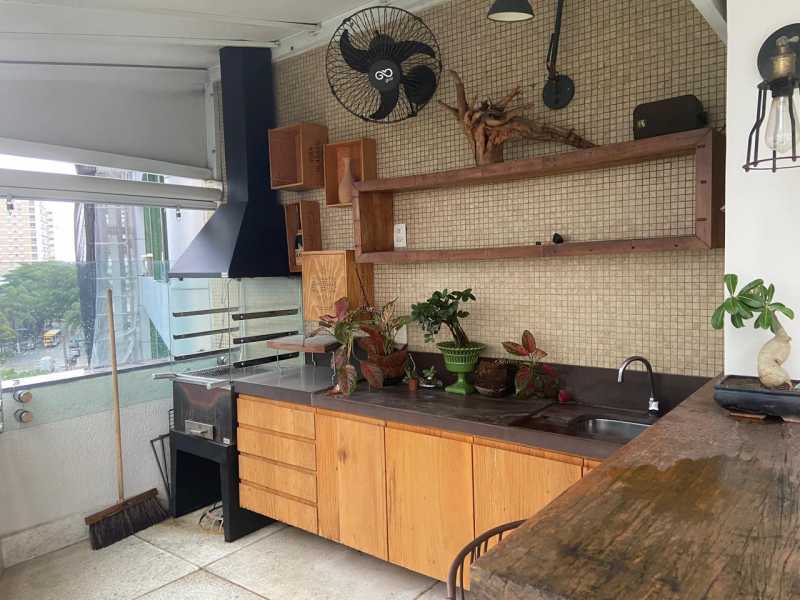 Cobertura à venda com 4 quartos, 208m² - Foto 2