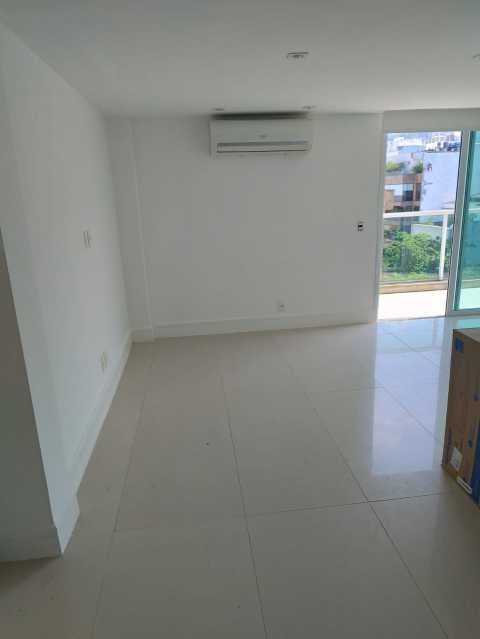 Cobertura para alugar com 2 quartos, 98m² - Foto 22
