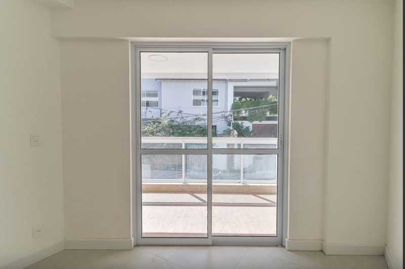 Apartamento à venda com 3 quartos, 117m² - Foto 9