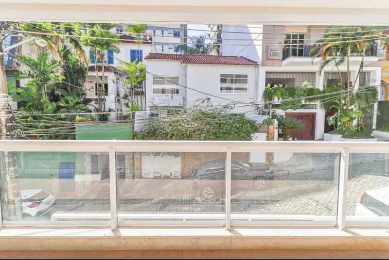 Apartamento à venda com 3 quartos, 117m² - Foto 12