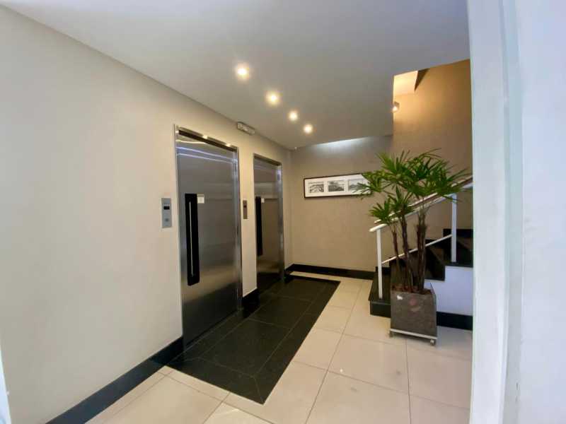 Apartamento à venda com 3 quartos, 100m² - Foto 17