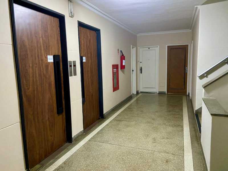 Apartamento à venda com 3 quartos, 100m² - Foto 19