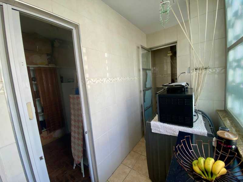 Apartamento à venda com 3 quartos, 100m² - Foto 11