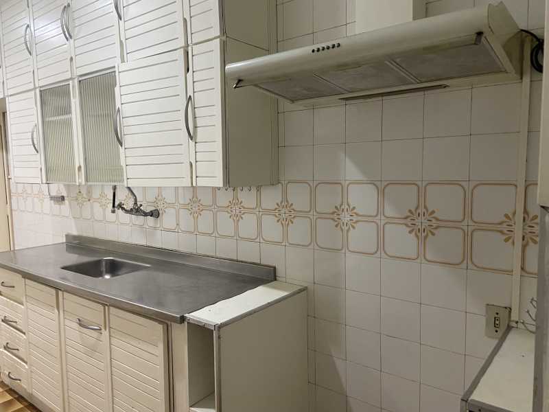 Apartamento para alugar com 2 quartos, 104m² - Foto 17