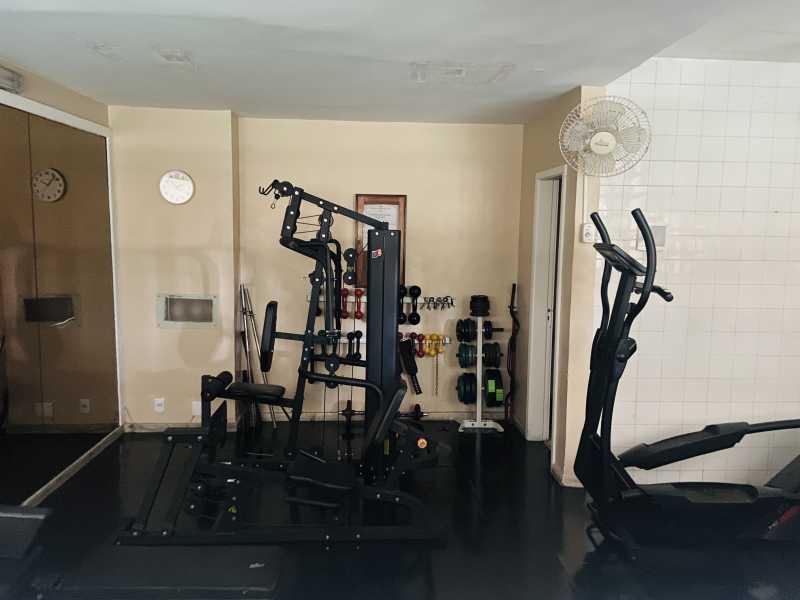 Apartamento para alugar com 2 quartos, 104m² - Foto 28