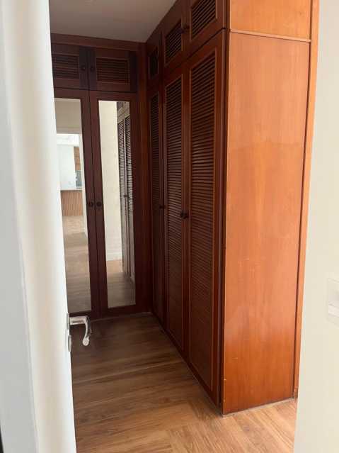 Cobertura para alugar com 3 quartos, 182m² - Foto 4