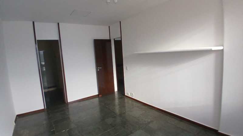 Cobertura à venda com 3 quartos, 200m² - Foto 14