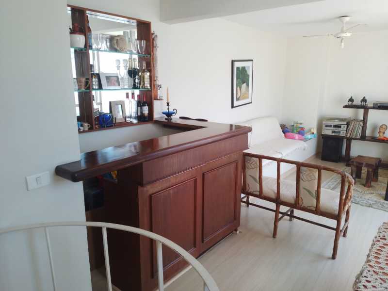 Cobertura à venda com 2 quartos, 119m² - Foto 18