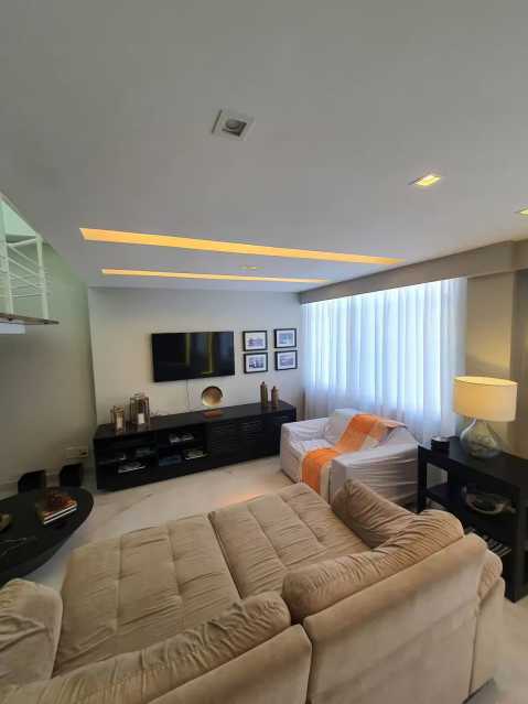 Cobertura para alugar com 3 quartos, 203m² - Foto 7