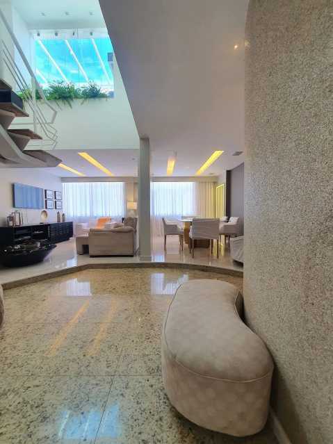 Cobertura para alugar com 3 quartos, 203m² - Foto 10