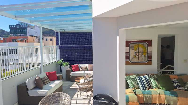 Cobertura para alugar com 3 quartos, 203m² - Foto 4