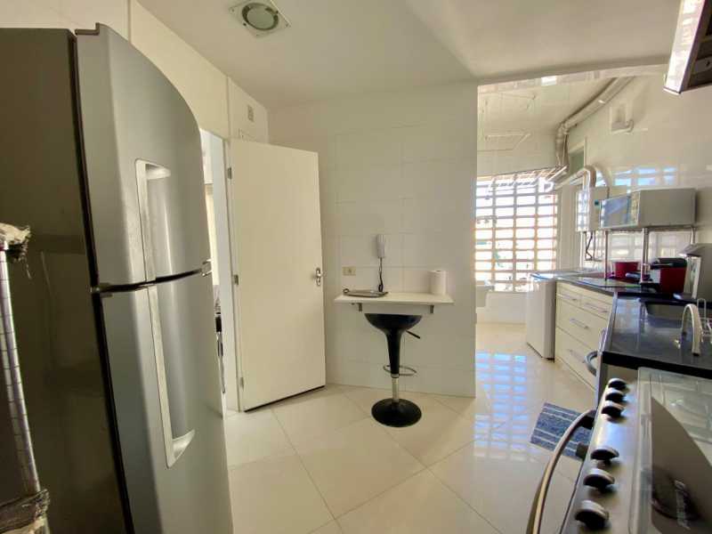 Apartamento à venda com 3 quartos, 90m² - Foto 6