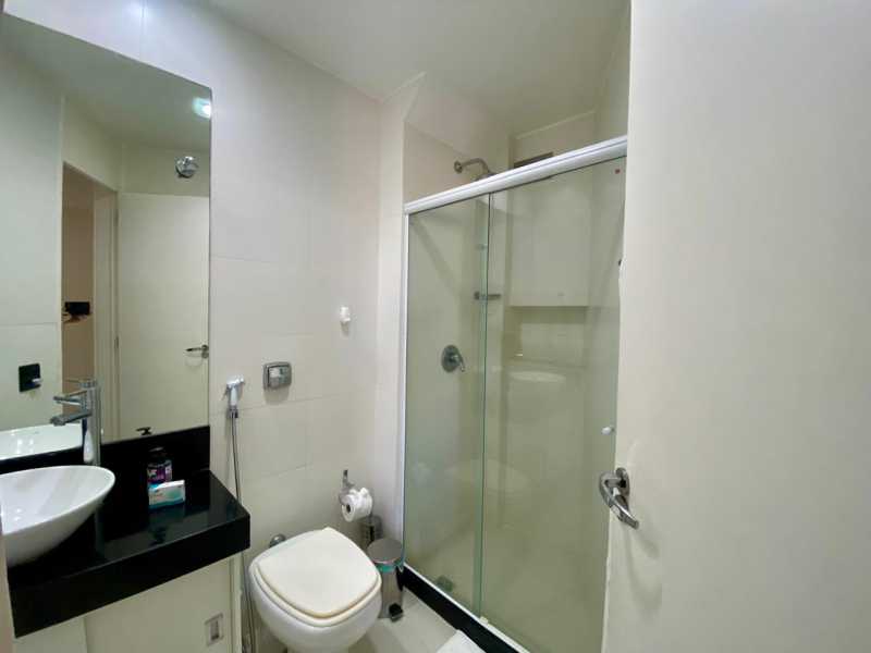 Apartamento à venda com 3 quartos, 90m² - Foto 11