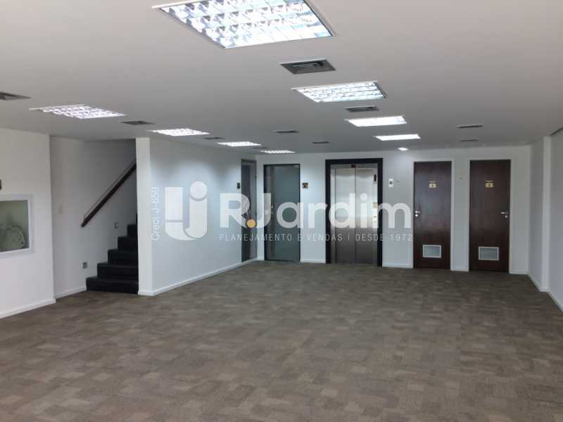 Prédio Inteiro para alugar, 370m² - Foto 23