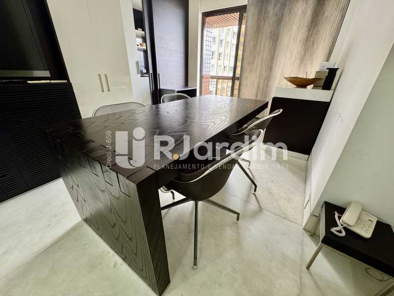 Apartamento à venda e aluguel com 2 quartos, 82m² - Foto 4