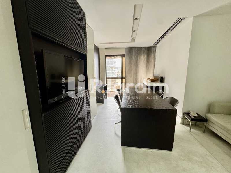 Apartamento à venda e aluguel com 2 quartos, 82m² - Foto 6