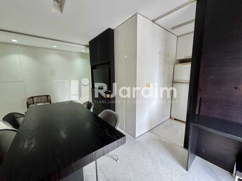 Apartamento à venda e aluguel com 2 quartos, 82m² - Foto 10