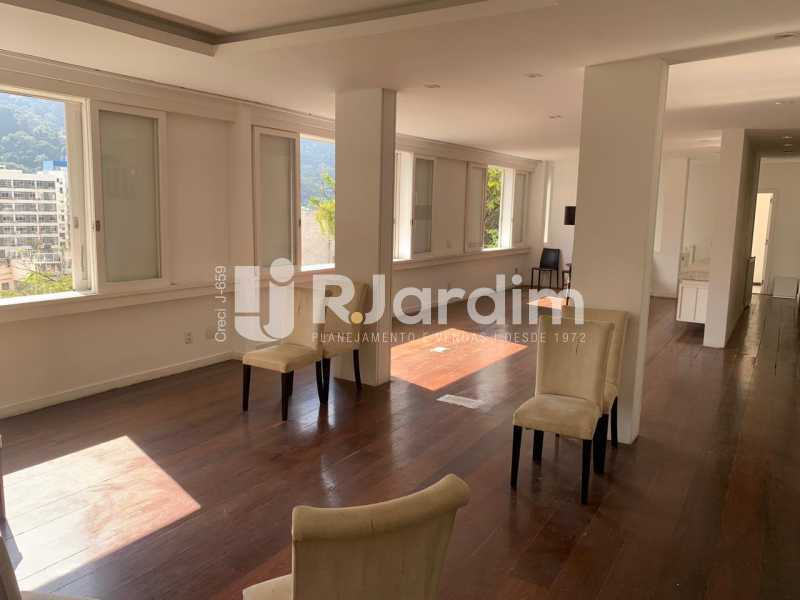Casa para alugar com 5 quartos, 563m² - Foto 7