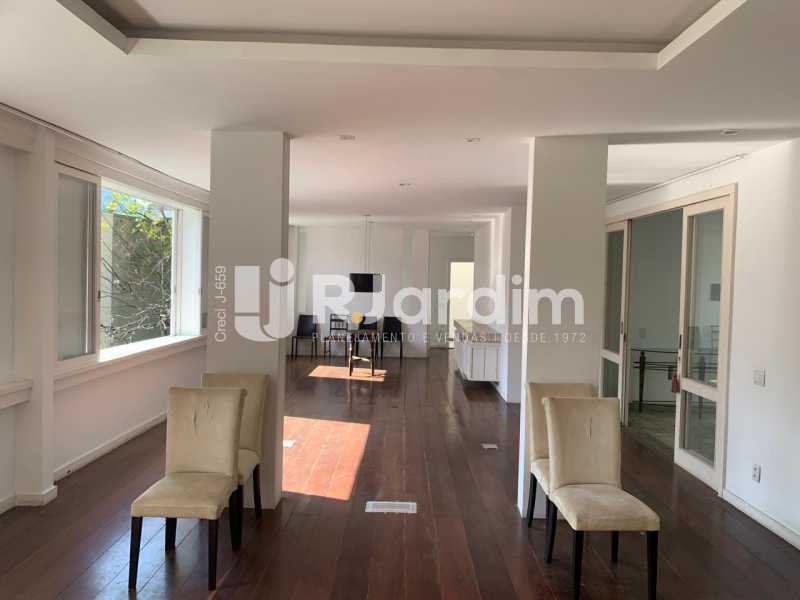 Casa para alugar com 5 quartos, 563m² - Foto 8