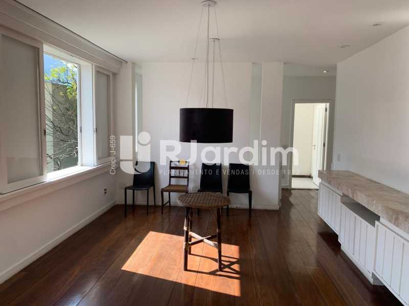Casa para alugar com 5 quartos, 563m² - Foto 12