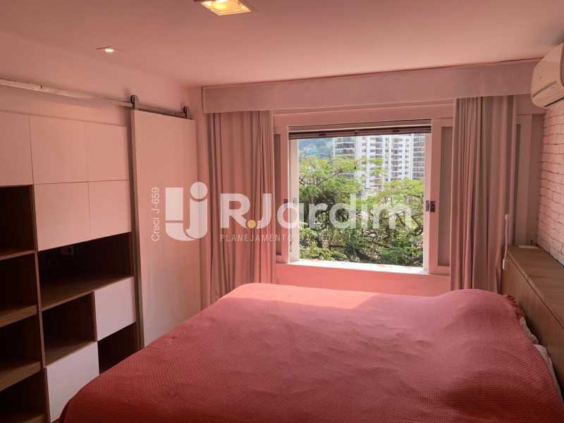 Casa para alugar com 5 quartos, 563m² - Foto 15