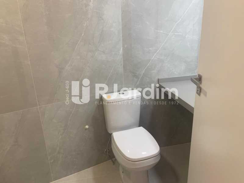 Apartamento à venda com 3 quartos, 150m² - Foto 21