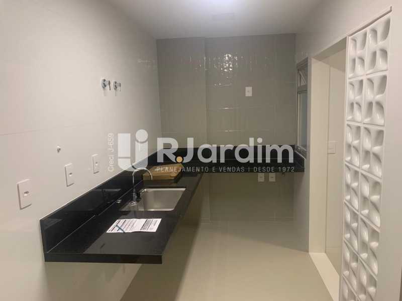 Apartamento à venda com 3 quartos, 150m² - Foto 23