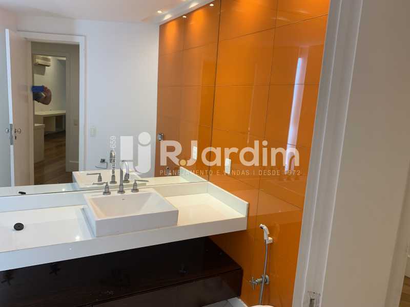 Apartamento à venda com 4 quartos, 304m² - Foto 13