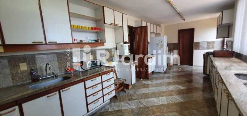 Cobertura para alugar com 4 quartos, 850m² - Foto 19