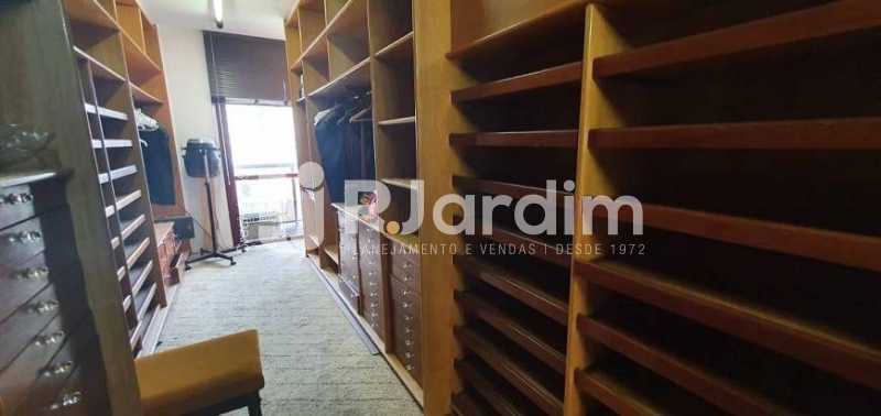 Cobertura para alugar com 4 quartos, 850m² - Foto 17