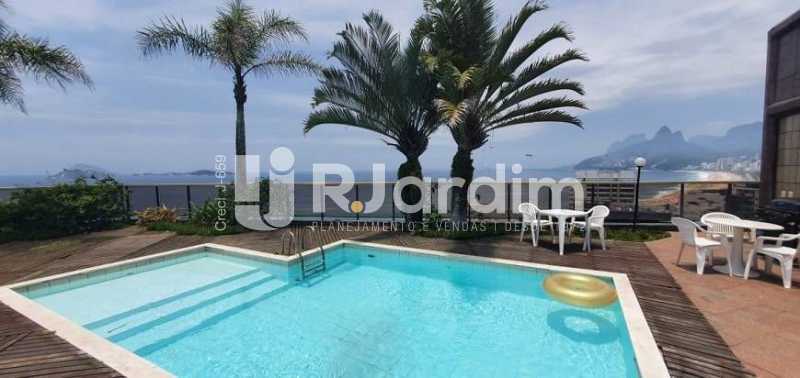 Cobertura para alugar com 4 quartos, 850m² - Foto 2