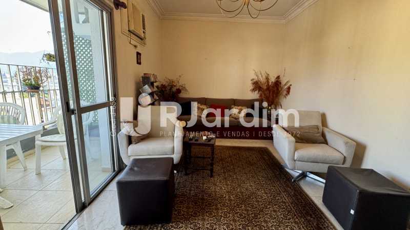 Apartamento à venda com 4 quartos, 167m² - Foto 10