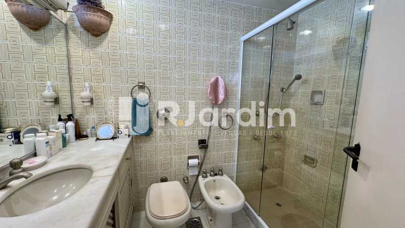 Apartamento à venda com 4 quartos, 167m² - Foto 25
