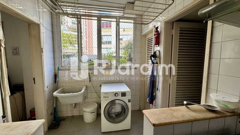 Apartamento à venda com 4 quartos, 167m² - Foto 23