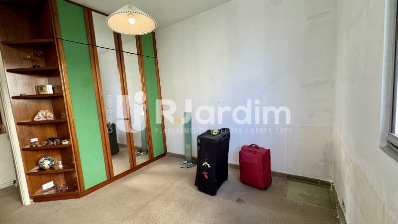 Apartamento à venda com 4 quartos, 167m² - Foto 18