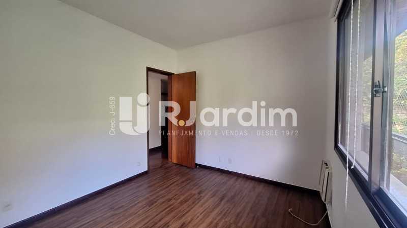 Apartamento à venda com 3 quartos, 135m² - Foto 14