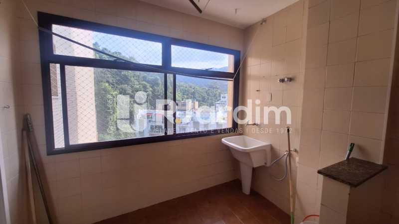 Apartamento à venda com 3 quartos, 135m² - Foto 27