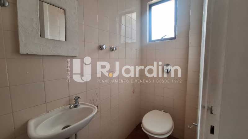 Apartamento à venda com 3 quartos, 135m² - Foto 30
