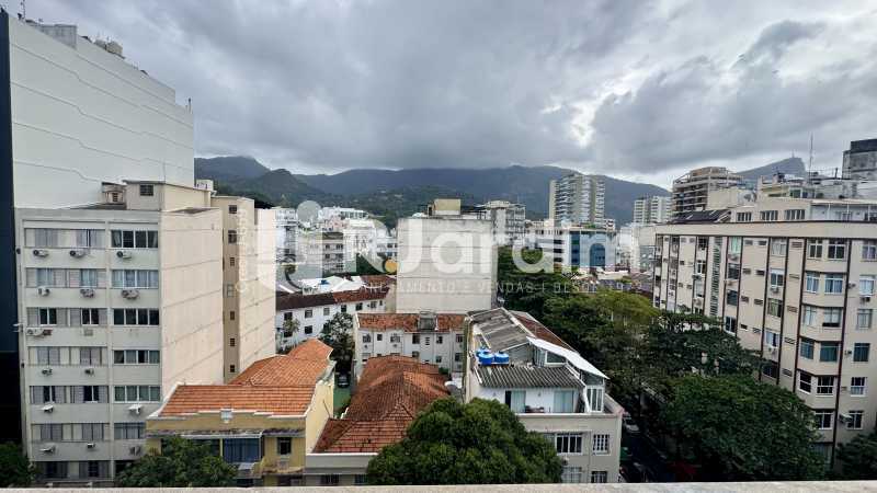 Apartamento à venda com 2 quartos, 100m² - Foto 4